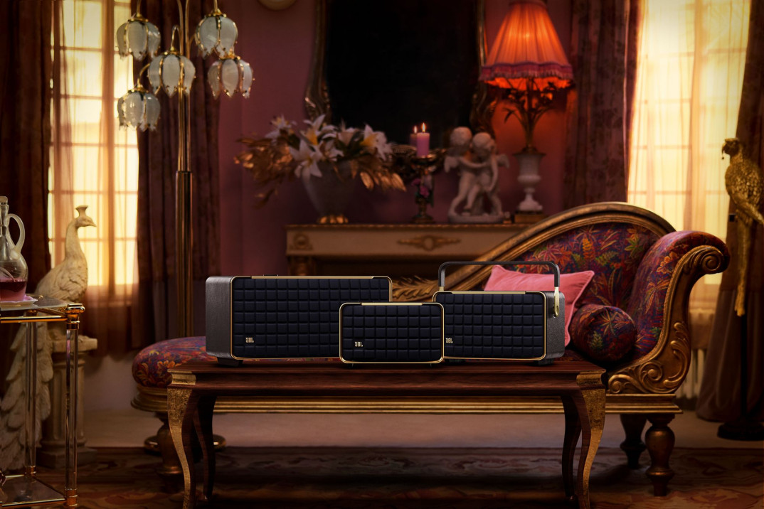 Nowa seria głośników JBL Authentics - retro sterowane głosem