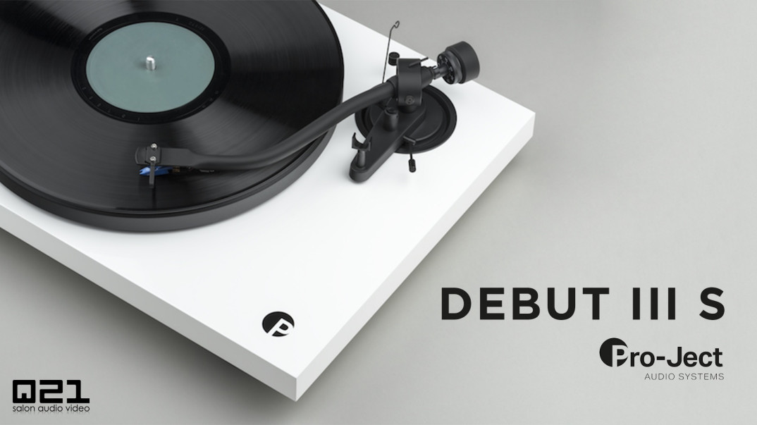 Gramofon Pro-Ject Debut III S w salonie Q21
