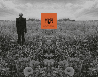 HÉR Monochrome