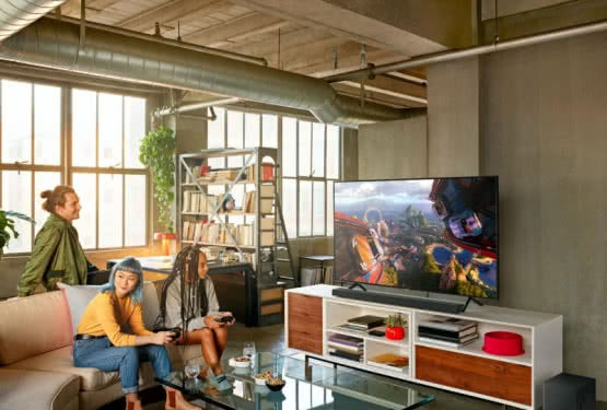 TV Samsung QLED Q60 i soundbar Q60R Harman Kardon