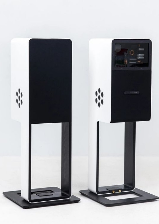 Odsłuchy kolumn głośnikowych Silent Pound Bloom w salonie Koris