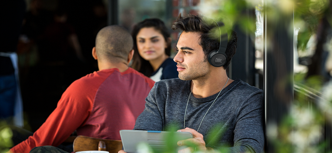 Nowość od JBL - słuchawki Tune600 BT NC