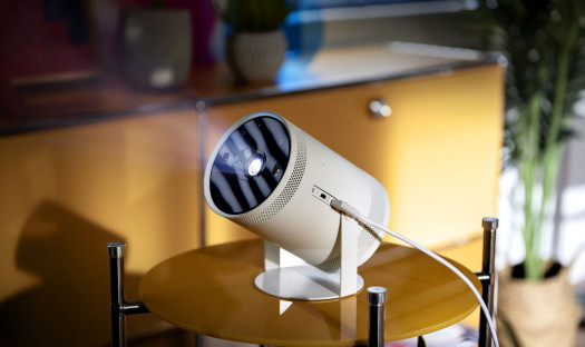 Przy zakupie projektora Samsung The Freestyle smartfon Galaxy M52 5G za 1 zł