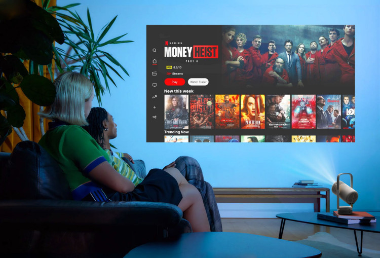 Jeden mobilny, drugi dla biznesu. XGIMI prezentuje nowe projektory - Vibe One i Titan