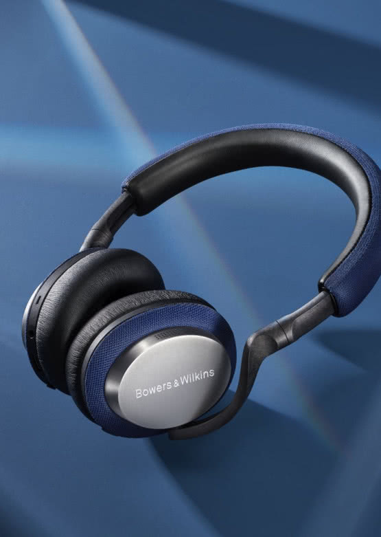 Nowe funkcje dla słuchawek Bowers & Wilkins PI3, PI4, PX5 i PX7