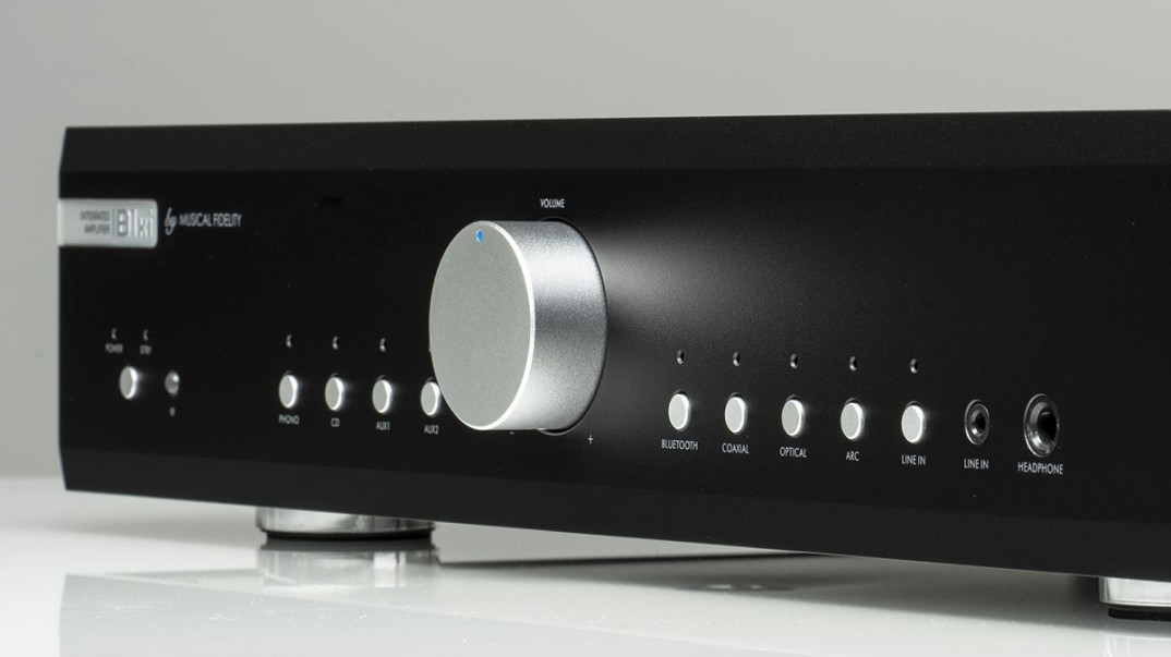 Wzmacniacz zintegrowany Musical Fidelity B1xi – powrót legendy w nowoczesnej odsłonie 