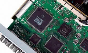 Procesor wizyjny Genesis FLI2310 zajmuje się
między innymi skalowaniem do 1080p.