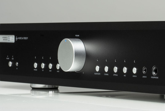 Wzmacniacz zintegrowany Musical Fidelity B1xi – powrót legendy w nowoczesnej odsłonie 
