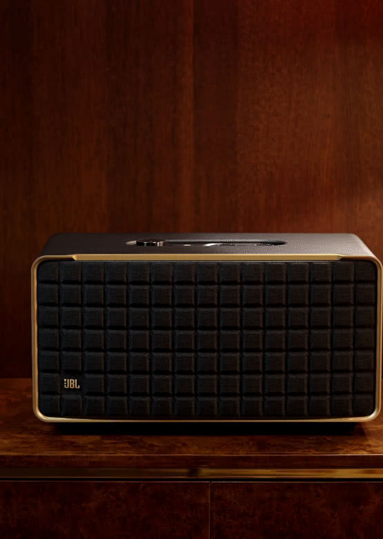 Głośnik bezprzewodowy JBL Authentics 500 - nowe technologie w retro obudowie