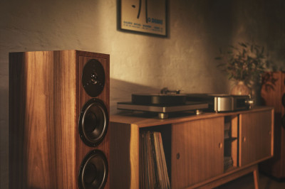 Contour Legacy - limitowana edycja 2.5-drożnych kolumn Dynaudio