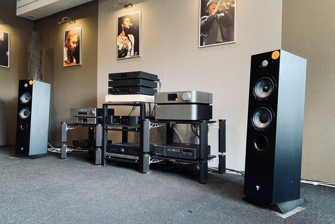 Q21 poleca zestaw do średniej wielkości pokoju - Audiolab i Focal Chora