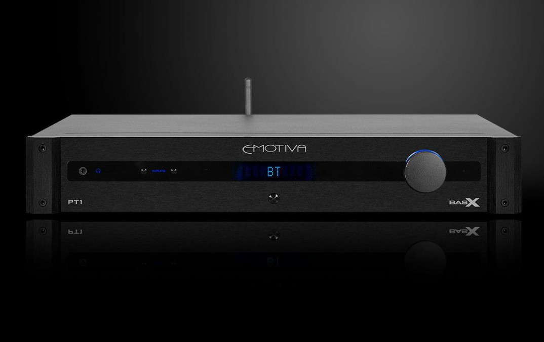 Emotiva poszerza portfolio o dwa urządzenia - BasX PT1 i BasX TA1