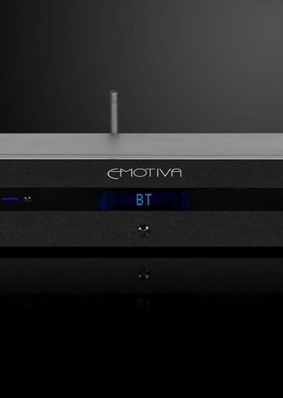 Emotiva poszerza portfolio o dwa urządzenia - BasX PT1 i BasX TA1