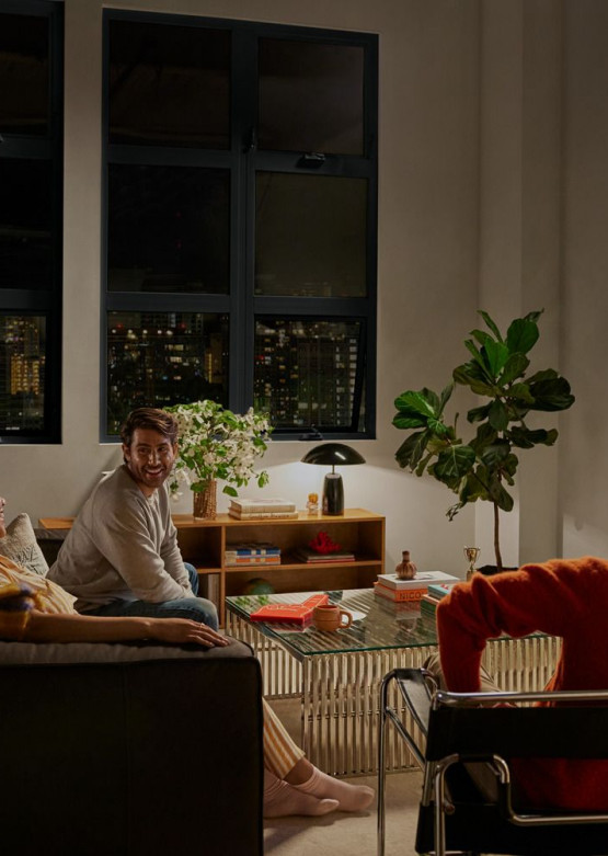 Sonos przedstawia nową funkcję wzmacniania dialogów z wykorzystaniem AI. Powstała z myślą o osobach z ubytkiem słuchu