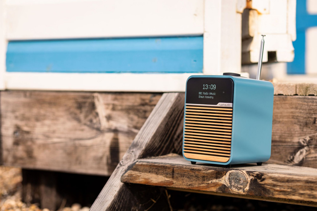 Radyjko Ruark Audio R1 Beach Hut Blue 