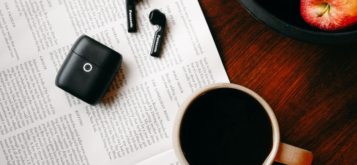 Nowe słuchawki douszne Panasonic RZ-B100W