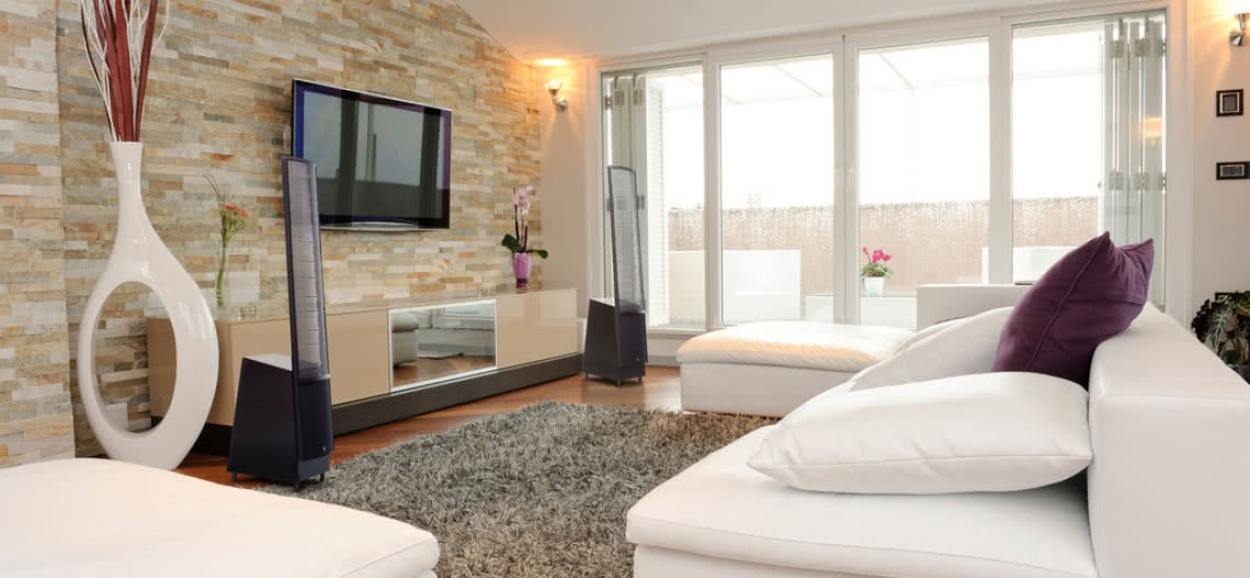 Niższe ceny i odsłuchy w gdańskim salonie Cinematech