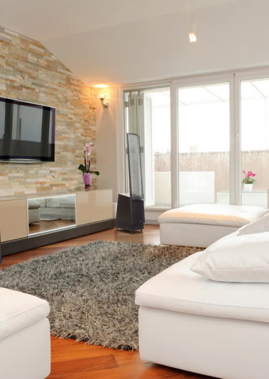 Niższe ceny i odsłuchy w gdańskim salonie Cinematech