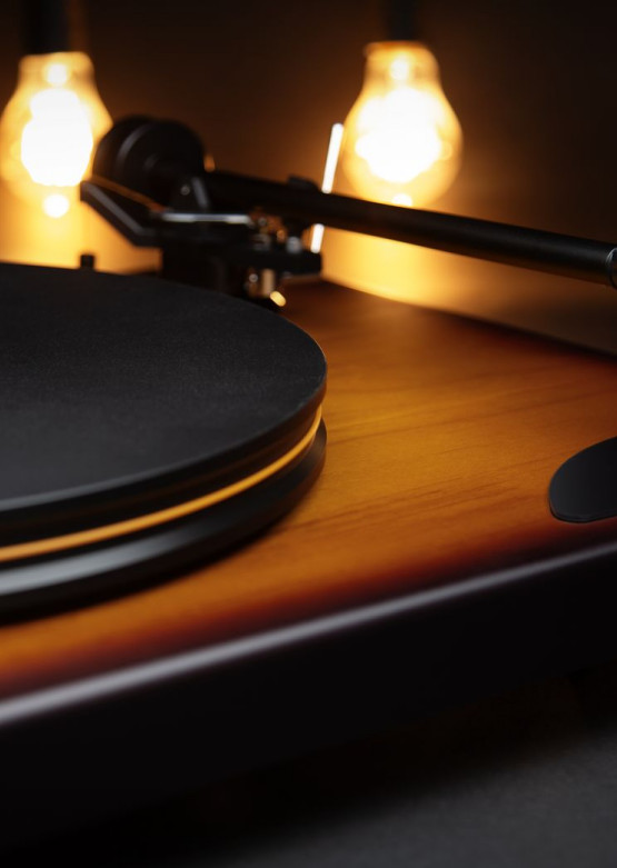 Gramofon MoFi x Fender American Vintage Turntable, czyli rock i analog