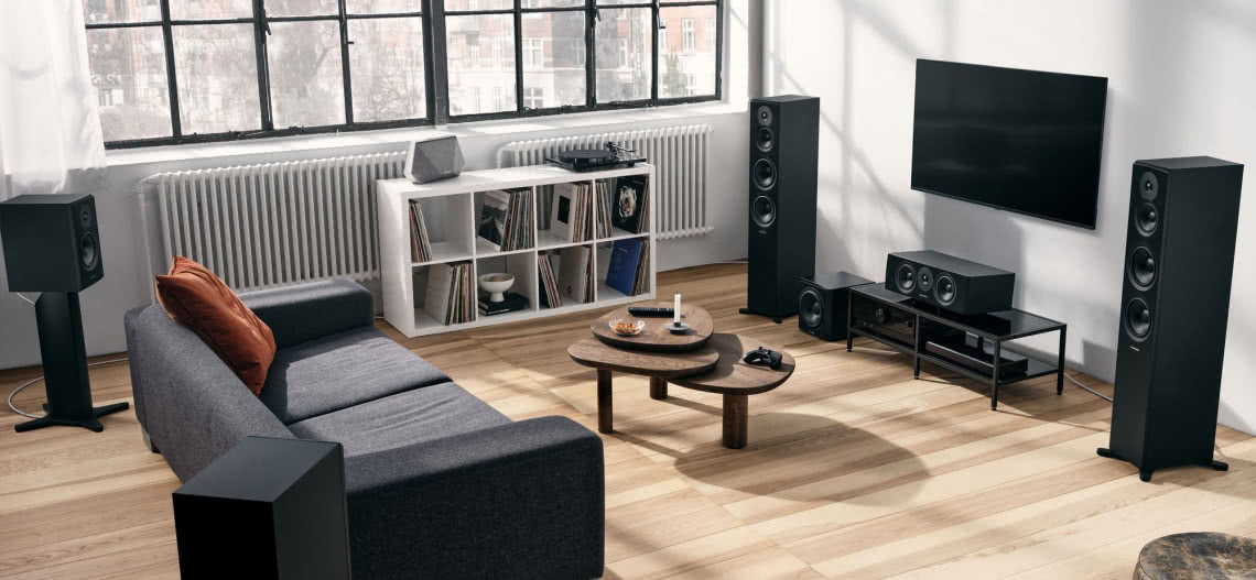 Kolumny głośnikowe Emit w odświeżonej wersji - Dynaudio świętuje urodziny