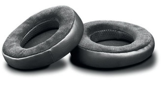 Poduszki można zdjąć i wymienić - nawet na inne,
całkowicie skórzane lub welurowe. W standardowym
komplecie są teoretycznie najlepsze,
"hybrydowe".