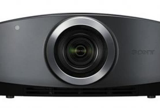 SXRD&trade; Full HD BRAVIA VPL-VW80