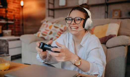 Dwa nowe modele słuchawek JBL Quantum: 360P Console Wireless i 360X Wireless for Xbox