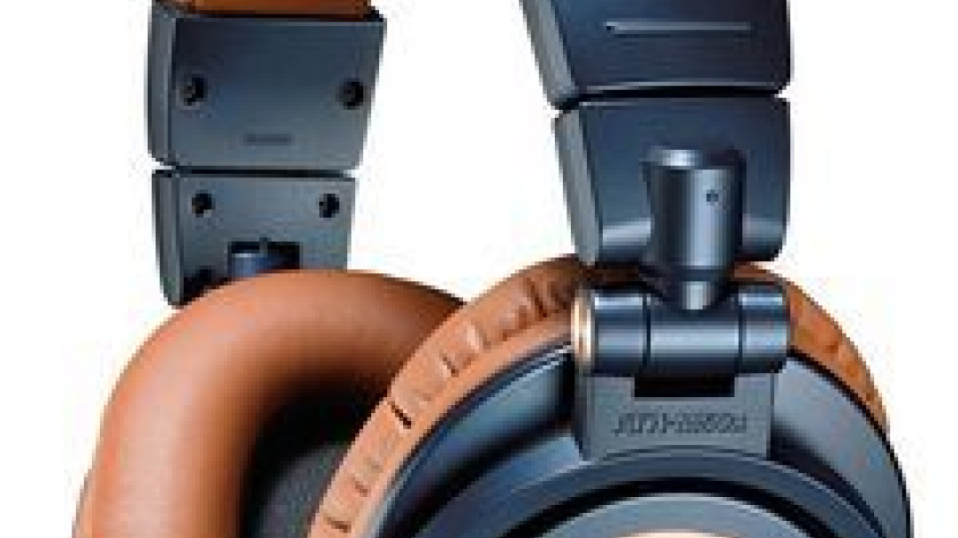 Słuchawki nauszne Audio-Technica ATH-M50XBL w salonie Q21