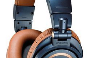 Słuchawki nauszne Audio-Technica ATH-M50XBL w salonie Q21