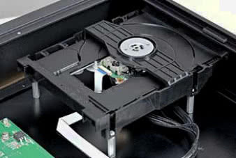 Napęd wygląda na jednostkę Sony,
ale z optyką DVD.