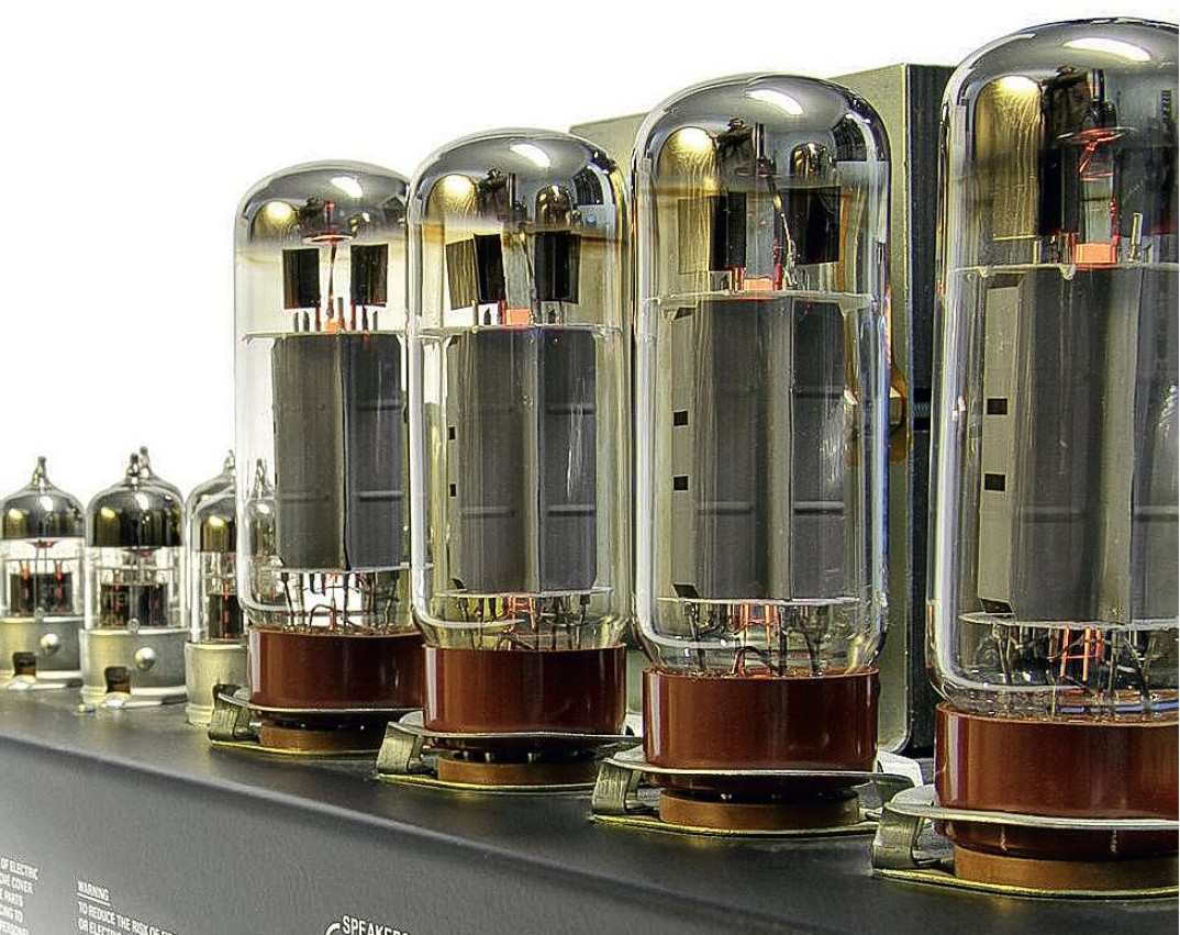 WAT WAT-owi nierówny, czyli co powinien wiedzieć amator lamp