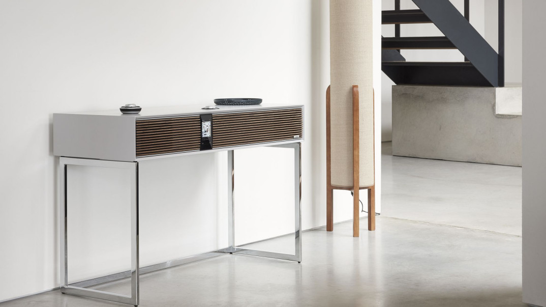 Konsola hi-fi Ruark R810 - nowoczesne technologie w modernistycznej obudowie