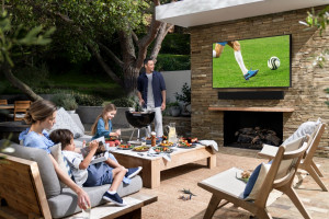 Spersonalizowane audio w telewizorach Samsung podczas meczów piłkarskich. Lista modeli