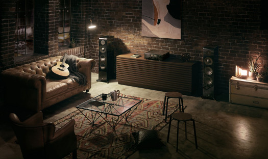 Nowości Yamahy: sieciowy amplituner stereo R-N2000A i kolumny głośnikowe NS-2000A