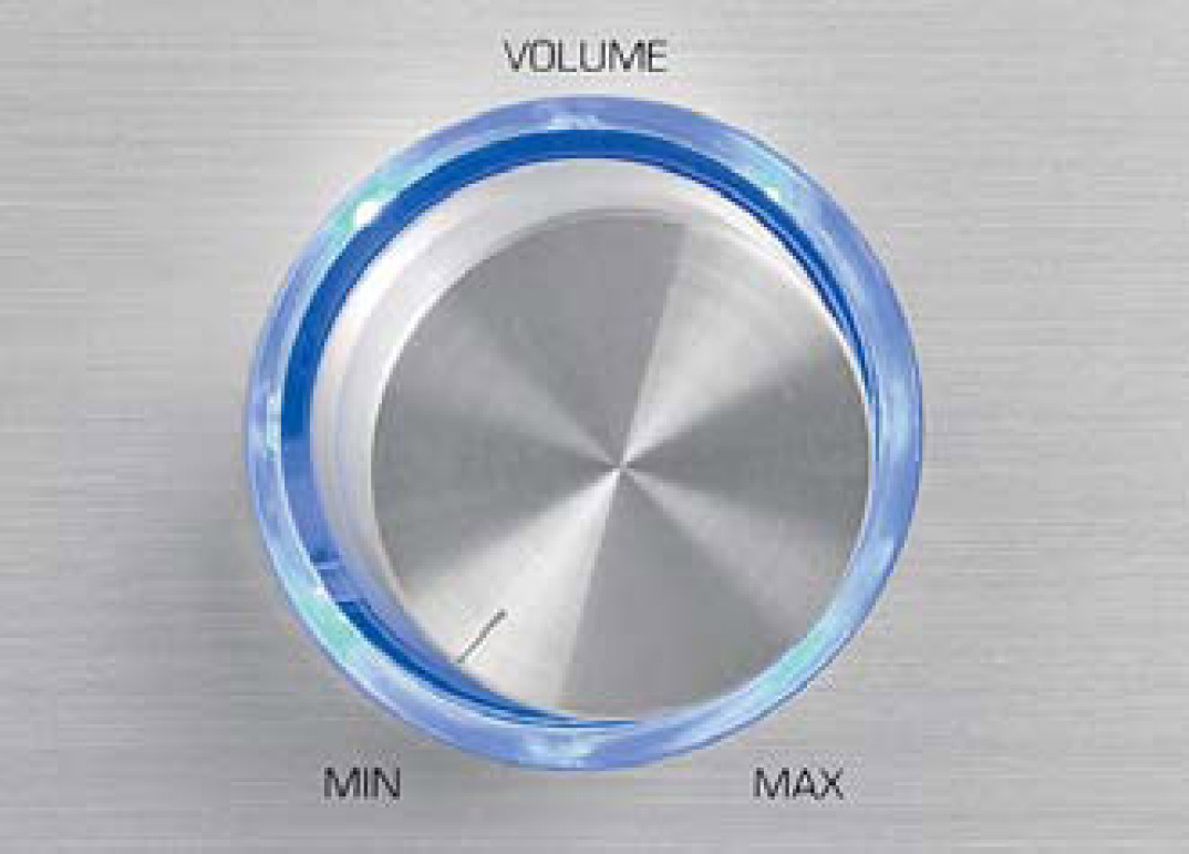 Jakie są sposoby regulacji wzmocnienia (głośności), jakie są ich zalety i wady?