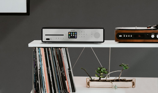 Amplituner hi-fi typu all-in-one Sonoro Maestro