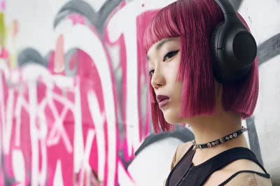 Audio-Technica ATH-S300BT - wydajne ANC i nawet 90 godzin pracy na jednym ładowaniu