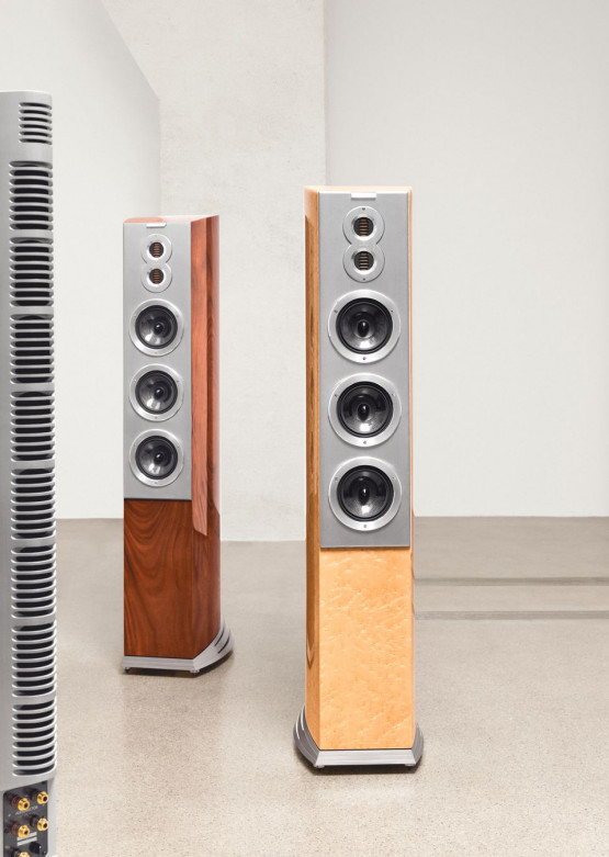 Audiovector R 10 ARRETÉ - prawie 100 kg wagi i 13 przetworników