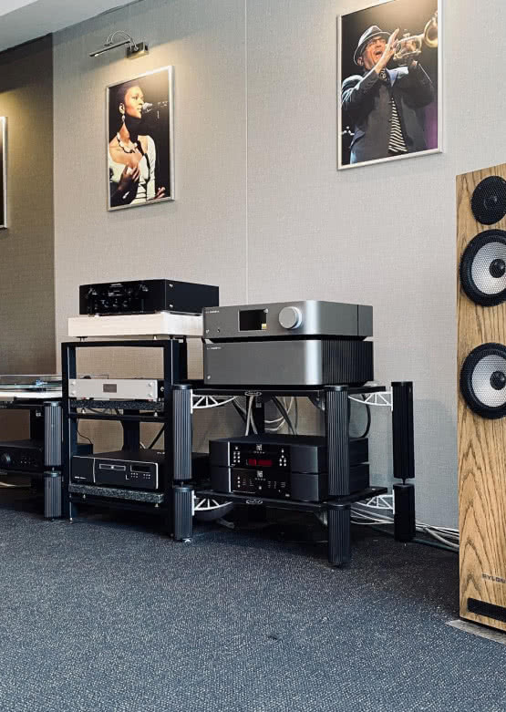 Q21 poleca: Marantz PM7000N  i Pylon Audio Diamond 28