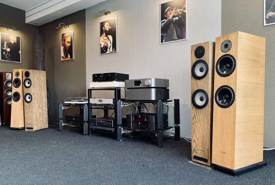 Q21 poleca: Marantz PM7000N  i Pylon Audio Diamond 28