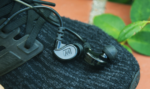 Słuchawki MEE audio M6 Sport teraz z wejściem USB C