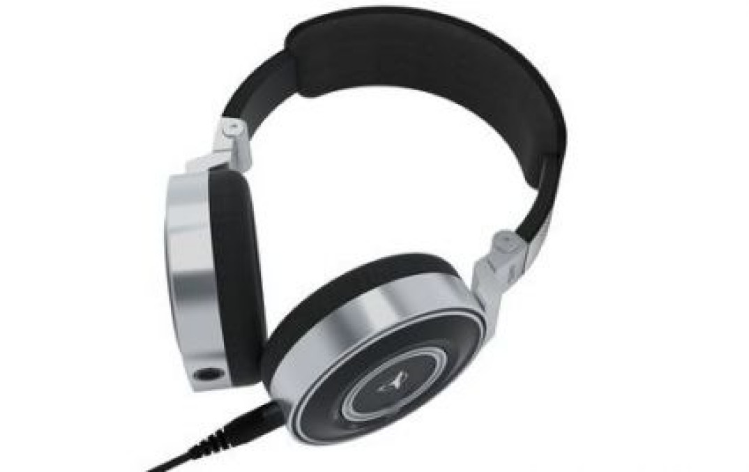 AKG Tiësto K267