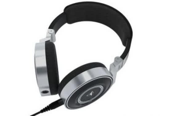 AKG Tiësto K267