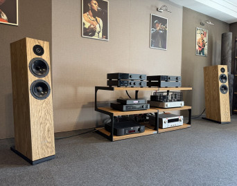 Audiolab serii 9000 i Pylon Audio Diamond Mk2 w salonie Q21. Jak sprawdza się to połączenie?