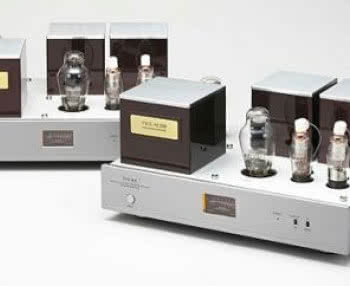 Czy lepiej podłączyć monobloki (wzmacniacze mocy) krótkim kablem głośnikowym i długim interkonektem, czy na odwrót?