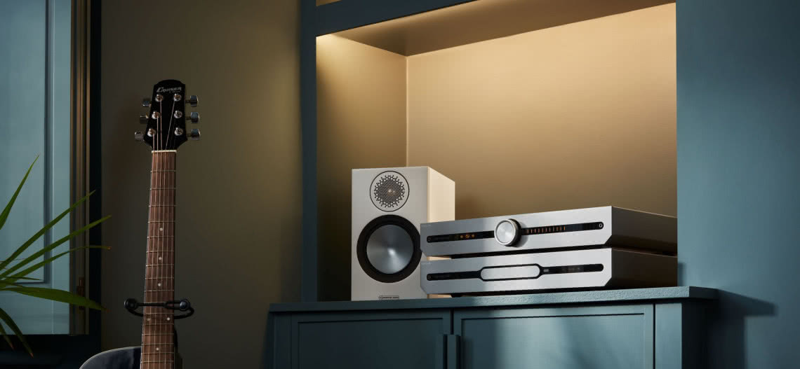 Cztery urządzenia z serii Roksan Atessa