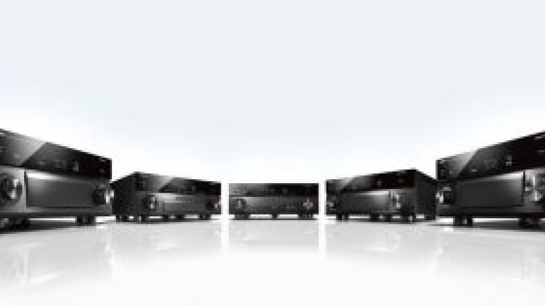 Amplitunery Yamaha serii Aventage w salonie Q21
