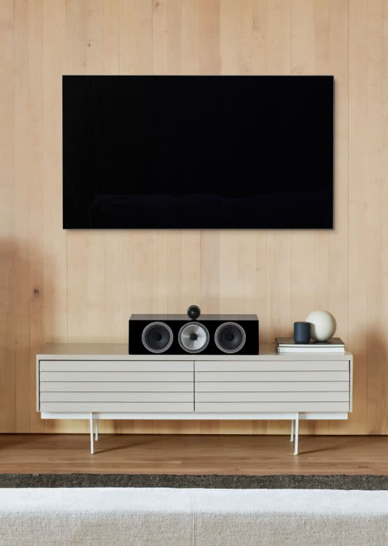 Nowa generacja kolumn głośnikowych Bowers & Wilkins serii 700