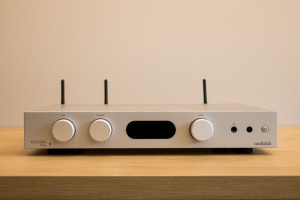 Premierowe odsłuchy najnowszego wzmacniacza sieciowego Audiolab 6000A Play w salonie Q21