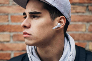 Słuchawki bezprzewodowe JBL Tune 215 TWS